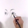 Le visage en dessin sur Clé USB