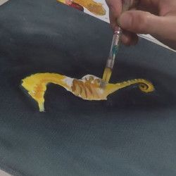Peindre un hippocampe à l'huile