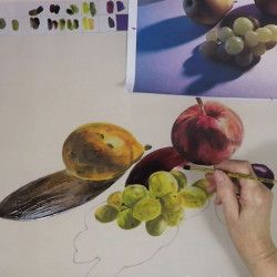 Nature morte en peinture sur soie : Des fruits en peinture épaissie