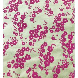 Fleurs rose fuchsia sur fond gris perle