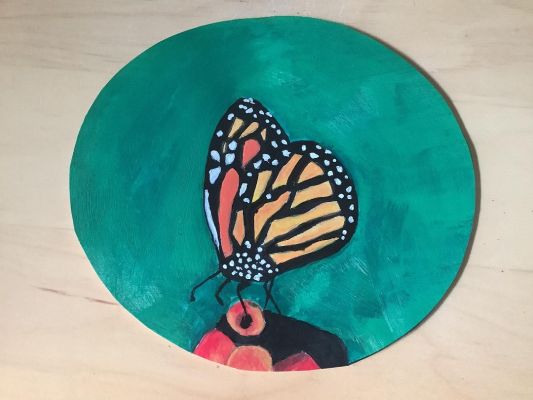 Un Papillon à l'Acrylique sur Châssis rond de Chantal le 09 mars 2022