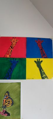 Découverte de l'acrylique avec une girafe pop-art ! de Danièle  le 21 avril 2023