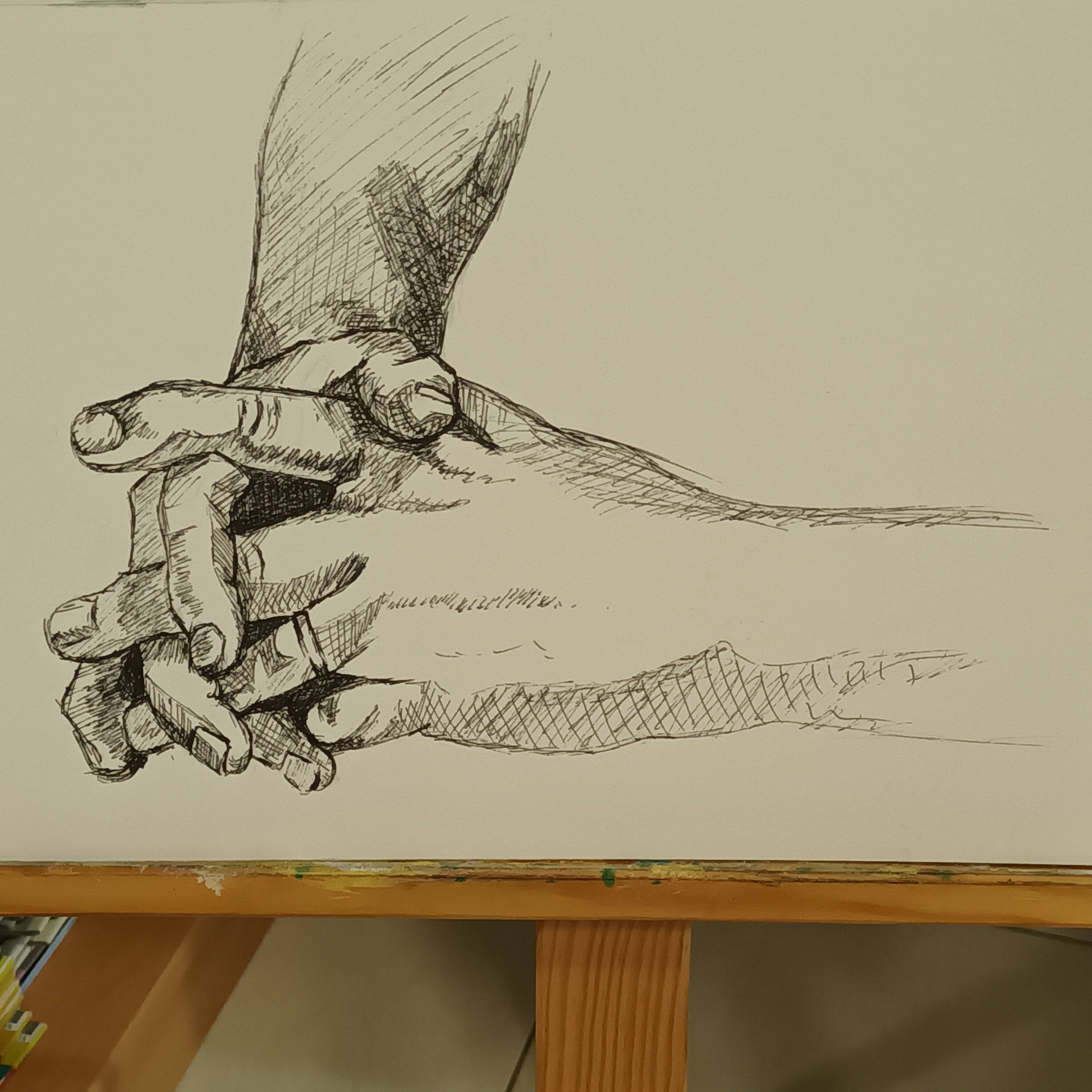 Dessiner les mains pose complexe de Annie le 25 octobre 2023